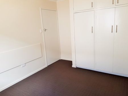 Modern Unit- Just a Short Stroll to Town - Photo 4