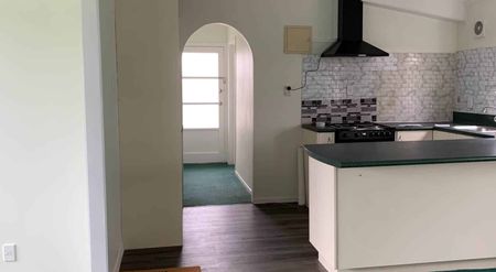 Family Home at the School's Front Door! - Photo 3