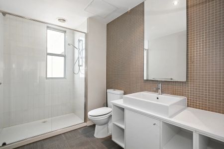 Unit 202/285-305 Centre Road, - Photo 2