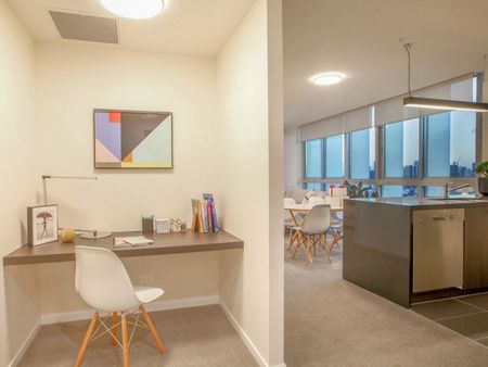 SKYRING APARTMENTS - LARGE 2 BEDROOM APARTMENT WITH STUNNING VIEWS - Photo 3
