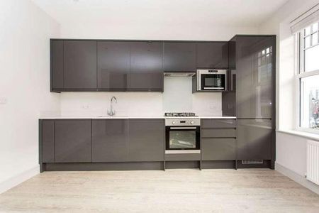 Tooting High Street, SW17 - Photo 4