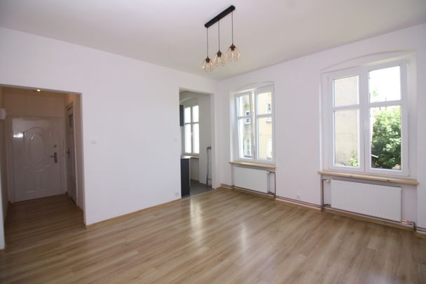 Dwa pokoje na wynajem - ścisłe centrum Stargardu - Zdjęcie 1