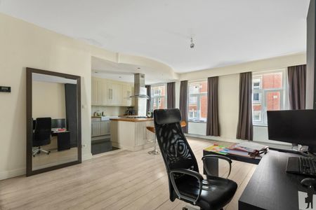 Prachtig duplex-appartement met twee slaapkamers én zolderkamer nabij het centrum - Foto 2