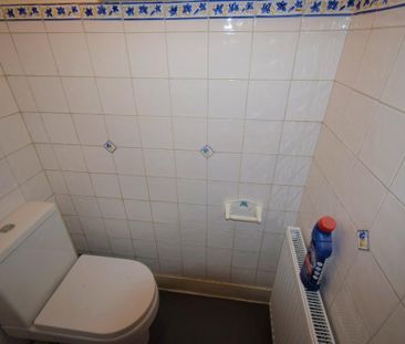 3 bedroom semi-detached house to rent - Photo 6