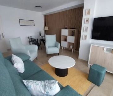 Piso de alquiler en Puerto de la Duquesa - Photo 2