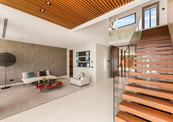 6 bedroom luxury Villa for rent in Nueva Andalucia, Andalusia