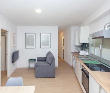 Carrer dAlmassora, Valencia, Valencian Community 46010 - Photo 4