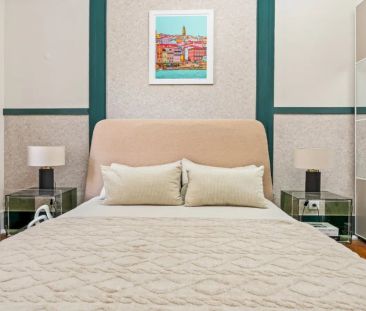 Room in a shared 10-bedroom apartment for rent in Lisbon perfect for professionals - Foto 4