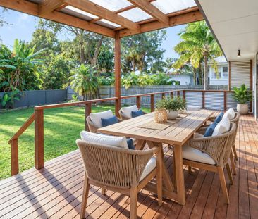PRIVATE BEACH PAD WITH ENORMOUS LEVEL BACK YARD - Photo 4