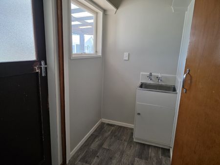 MOVE INTO 'MARTIN' - Photo 2