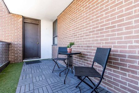 For Lease - 4 Lisa Street Unit# 1101, Brampton, Ontario - Photo 4
