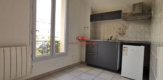Location Appartement 1 pièce 23m² - Photo 2