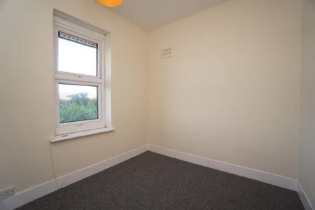 Falstaff Road, Parson Cross, Sheffield, S5 - Photo 2