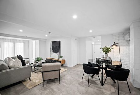 Modern Rainforest Retreat with Dual Living in a Private, Leafy Cul-De-Sac - Photo 2