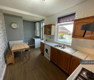 3 bedroom terraced house to rent - Photo 6