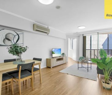 Sun-Filled Two Bedroom Apartment Perched On 14th Floor - Fiori Apar... - Photo 2