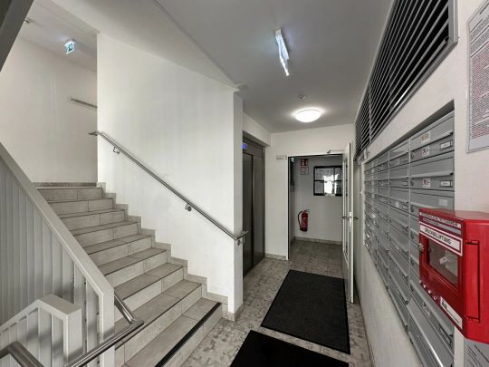 schöne 2-Zimmer Wohnung in ruhiger Lage mit guter Infrastruktur- nahe U4 Hietzing - ab 01.01.2026 - Foto 1