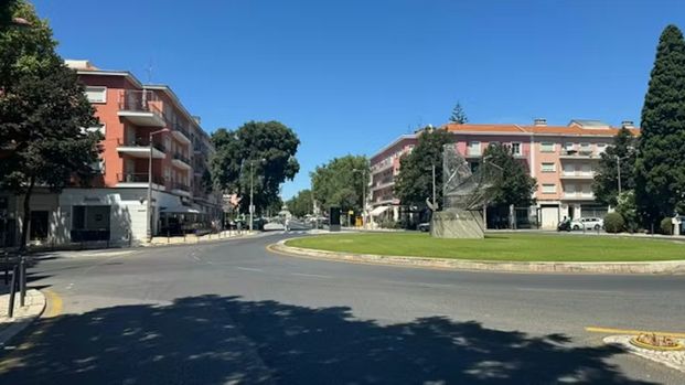Avenida Rio de Janeiro, Lisbon, Lisbon 1700 - Photo 1