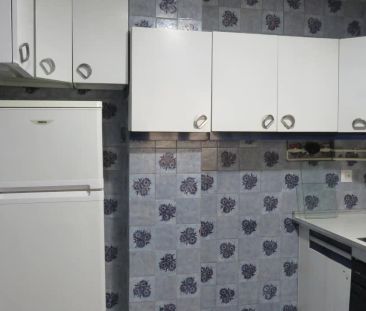 Piso de alquiler en Barrio de San José - Foto 2