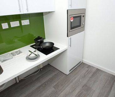 Studio to rent - Photo 5