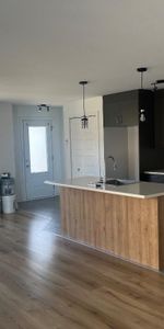 5 1\2 st-etiene Levis - Photo 3