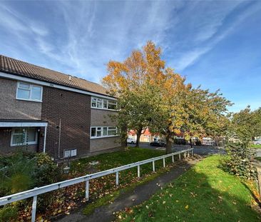 Available now, we offer to you 8 Lichfield Grove, a well presented ... - Photo 5