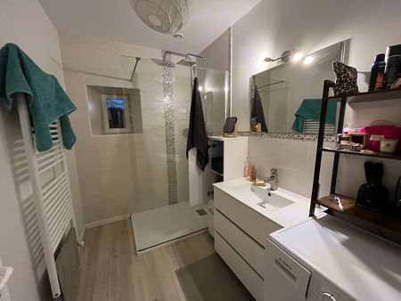 Location Appartement 3 pièces 54m² - Photo 4