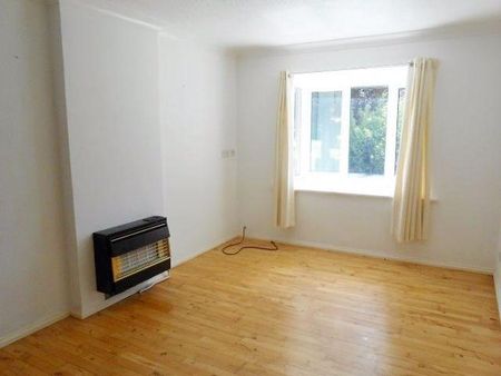 2 bedroom end of terrace house to rent - Photo 5