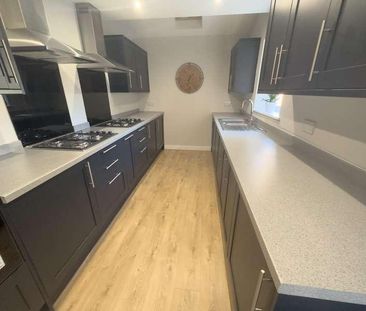 Kensington, L7 - Photo 4