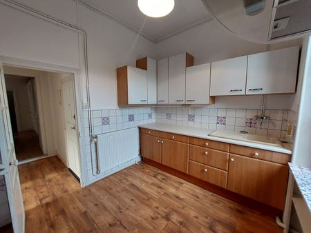 Location Appartement 3 pièces 70m² - Photo 3