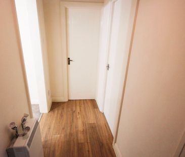 Dudbridge Meadow, Stroud, Gloucestershire, GL5 3NH - Photo 4