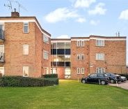 Avon Court, RM14, London - Photo 5