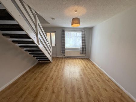 2 bedroom terraced house to rent - Photo 5