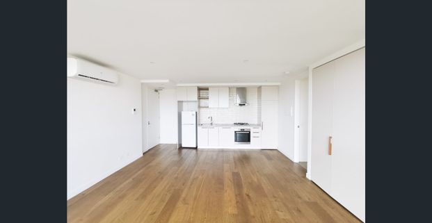 Stylish 2-Bed, 2-Bath Apartment and 1 Carpark in Prime Box Hill Location (Unfurnished) - Photo 1