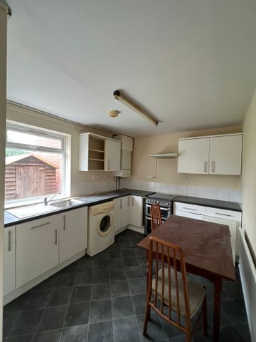New Road, Harlington, Hayes, UB3 5BQ - Photo 4