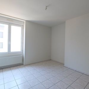 APPARTEMENT T3 A LOUER - Photo 2