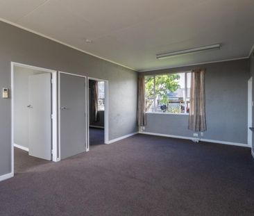 Tidy 2 Bedroom in Otautau! - Photo 6