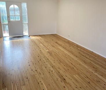 Condell Park - Photo 3