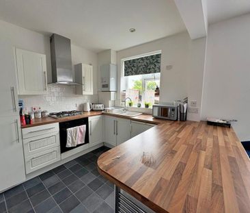 3 bedroom terraced house to rent - Photo 6
