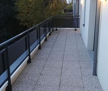 Location Appartement 3 pièces 74m² BIHOREL 76420 - Photo 2