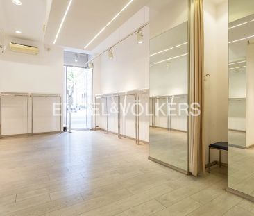 Locale in Via Nazionale - Photo 2