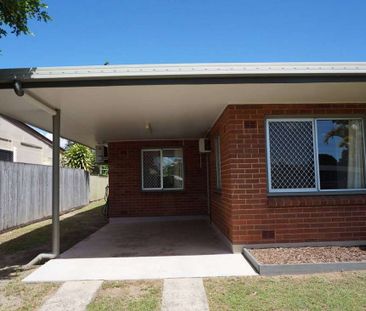 Well Presented Duplex Unit With Large Yard - Photo 2