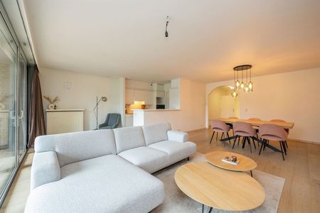 Gelijkvloers appartement met uniek groen zicht op GOLF van Brasschaat - Photo 3