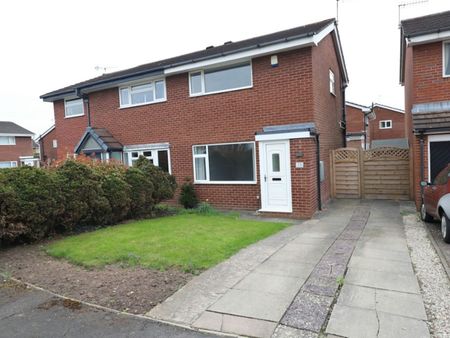 Semi-detached house to rent on - Photo 5