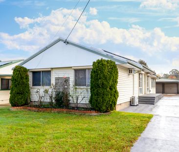 Family Home - Prime Location - Photo 6