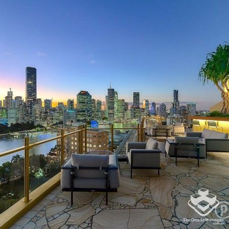 Luxury Living in LUME with Furnitures & Home Appliances - Photo 5