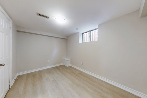 For Lease - 19 Lilian Drive Unit# Lower, Toronto, Ontario - Photo 1