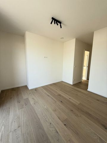 Appartement te huur - Foto 4