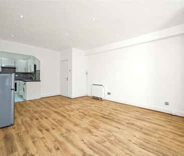 Studio to rent - Photo 4