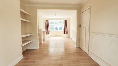 Auckland Road, Potters Bar - Photo 2